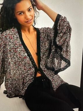 Free People Lola Kimono black , ditzy flower combo